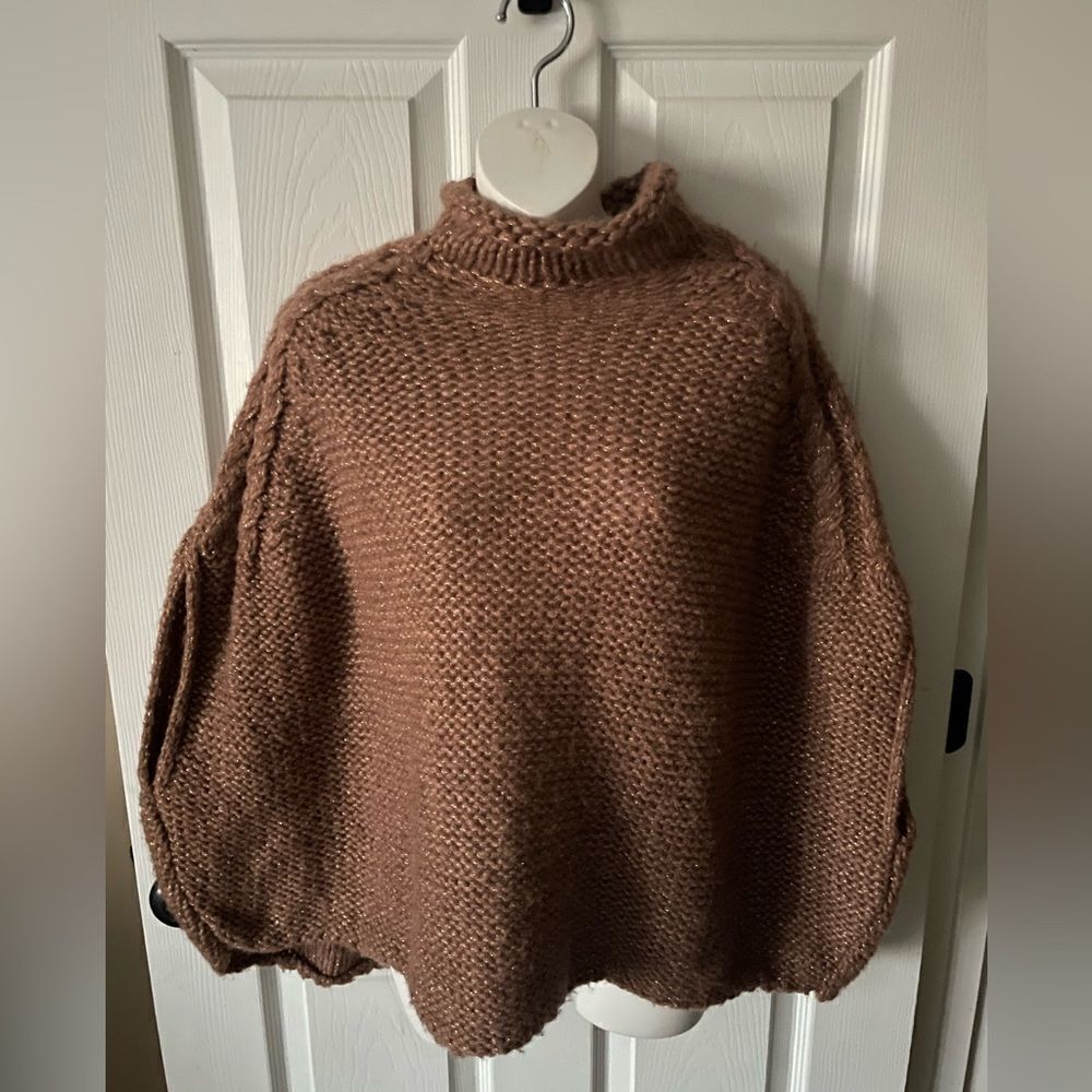 Women’s Cocogio Wool Blend Italian Sweater Poncho One Size Fits All